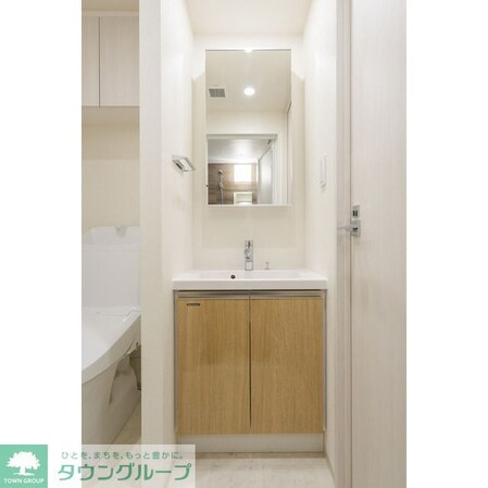 コンフォリア・リヴ横浜平沼の物件内観写真